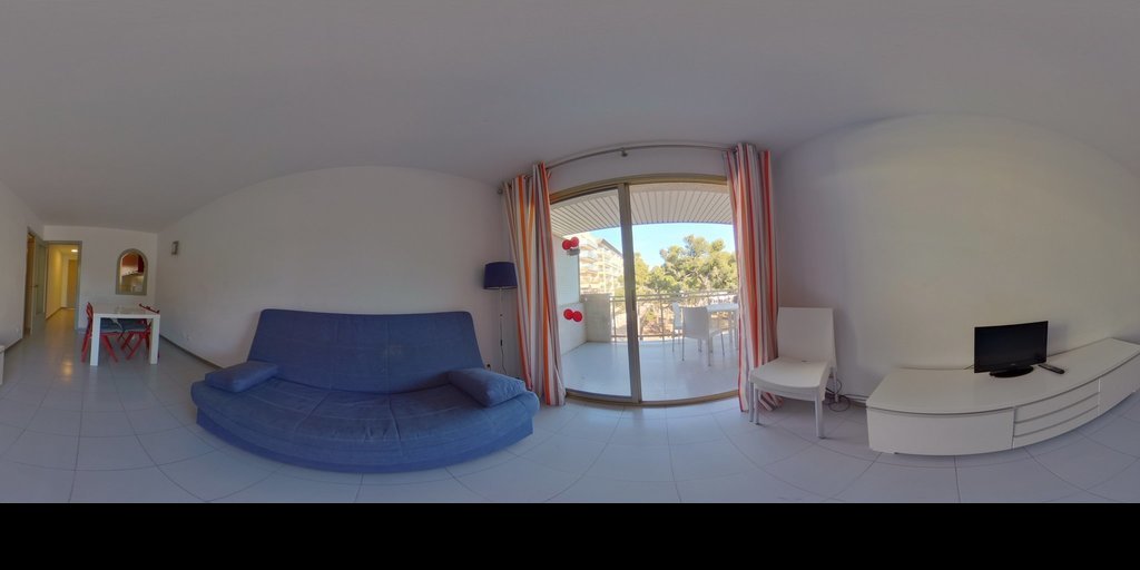 Precioso apartamento a 100m de la playa de Salou